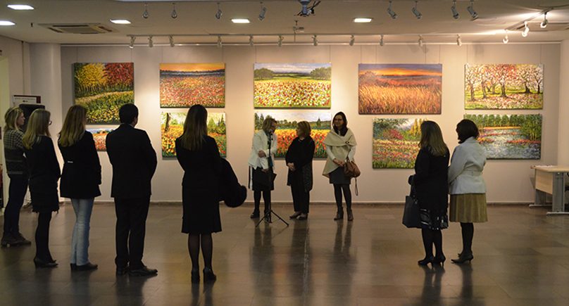 A arte de Cloé Giacoboni na exposição Viva a Natureza.