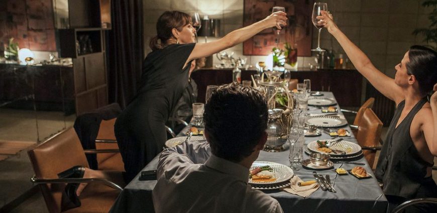 “O Banquete”, segundo longa solo de Daniela Thomas, chega aos cinemas em 13 de setembro.