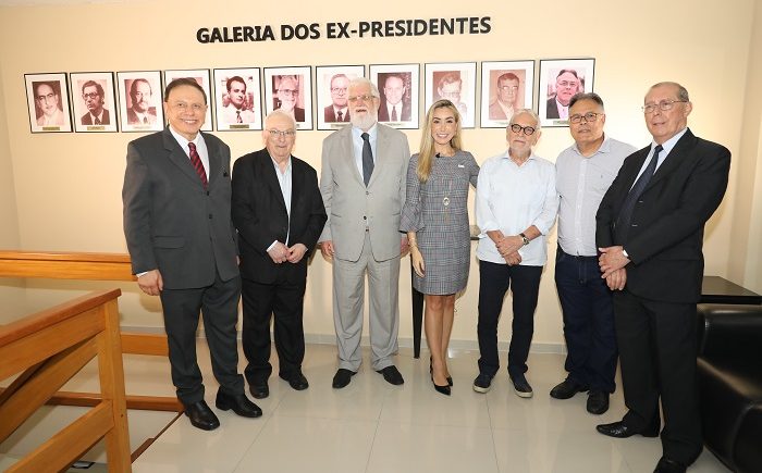 SindiRádio presta homenagem a ex-presidentes em evento histórico para a radiodifusão gaúcha.